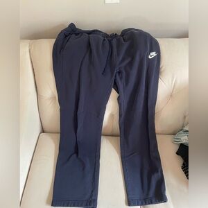 Nike navy blue sweatpants